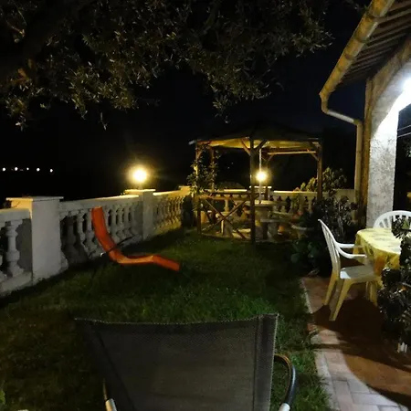 Apartamento 4 Pieces 6 Pers Piscine Exterieure 75979 Saint-Laurent-du-Var