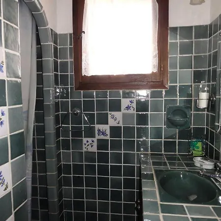 4 Pieces 6 Pers Piscine Exterieure 75979 Saint-Laurent-du-Var