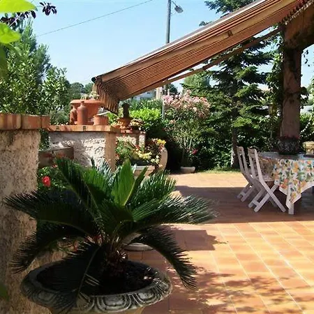 4 Pieces 6 Pers Piscine Exterieure 75979 Daire *